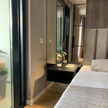 Apartament Superior With Private Jacuzzi
