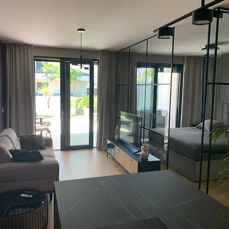 Apartament Superior With Private Jacuzzi *