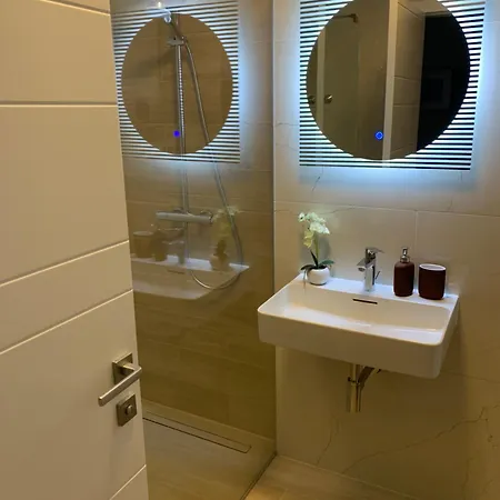 Superior With Private Jacuzzi *