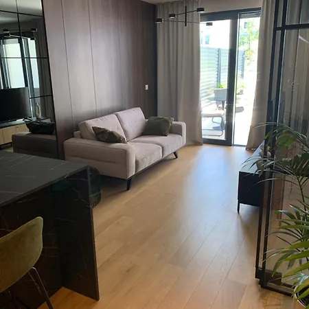 Superior With Private Jacuzzi Apartament Zadar