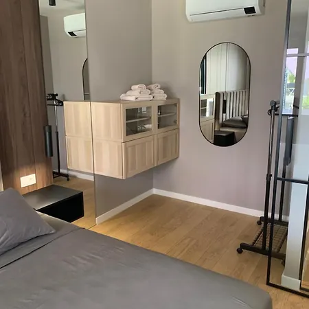 Superior With Private Jacuzzi Apartament *
